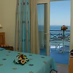 Hotel Helgon - Pyrenees Lourdes