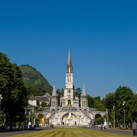 Ξενοδοχείο Helgon - Pyrenees