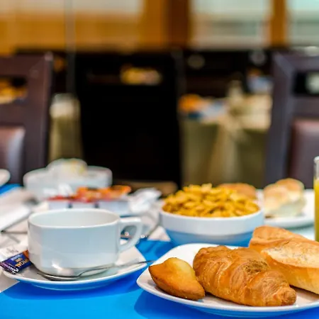 Отель Helgon - Pyrenees 4*