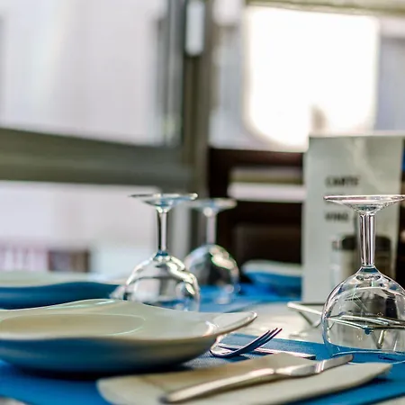Hotell Helgon - Pyrenees