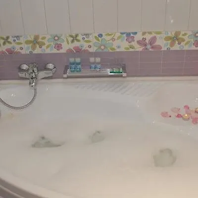埃尔贡酒店 4* 卢德
