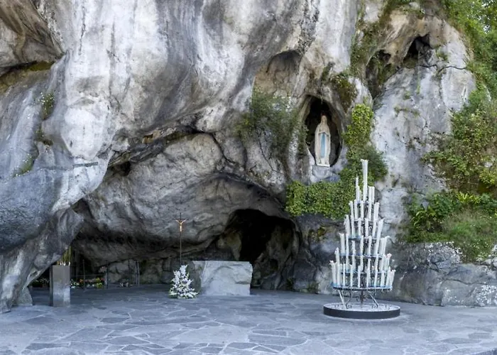 Готель Helgon - Pyrenees