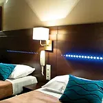 Helgon - Pyrénées Hotel Lourdes