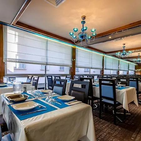 Helgon - Pyrenees Hotel 4*
