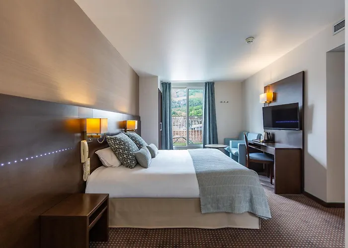 Hotel Helgon - Pyrenees Lourdes