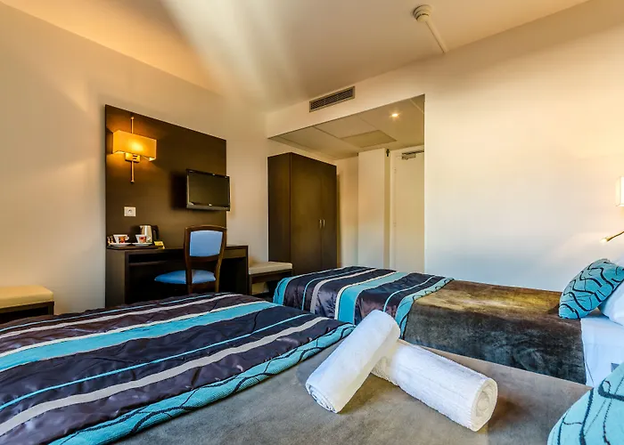 Helgon - Pyrenees Hotel 4*